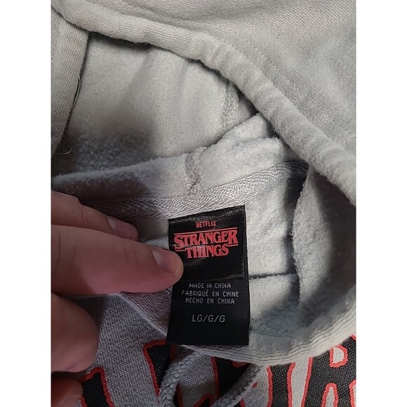 Stranger Things Hoodie Sweatshirt  HellFire Club Long Sleeve  Mens Size L (CC12) - Picture 2 of 6